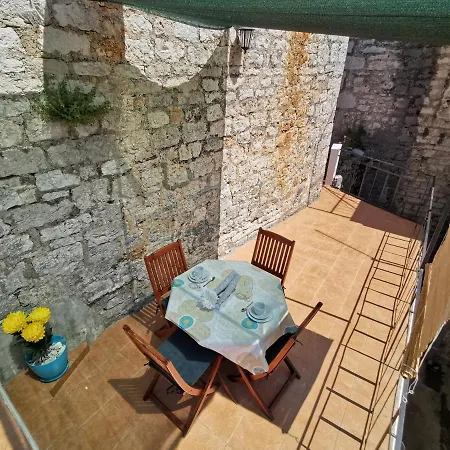 Studio Dalia Apartamento Jelsa (Hvar)