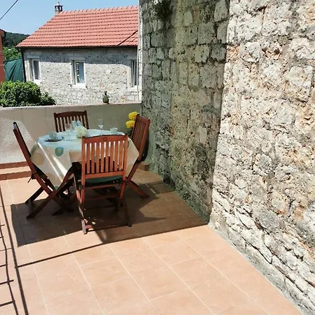 Studio Dalia Apartamento Jelsa (Hvar)